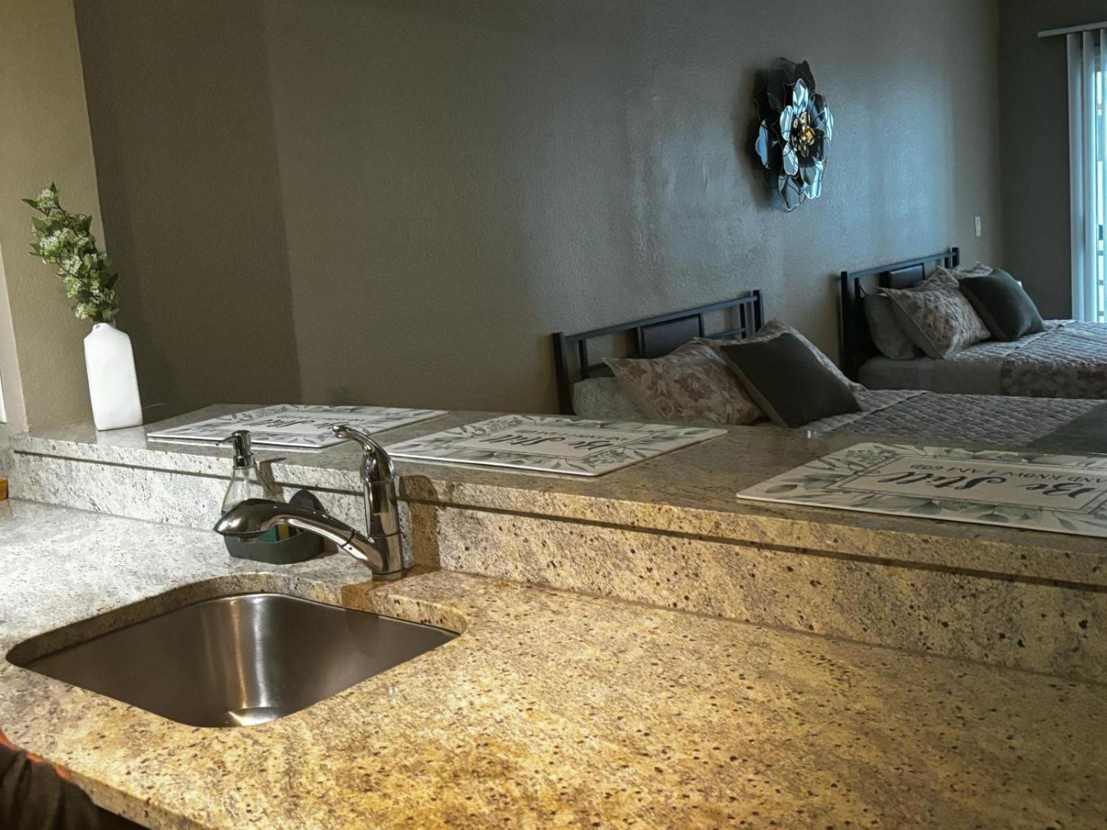 Sweet Studios Universal Loft Free Parking And Wifi Los Angeles Dış mekan fotoğraf